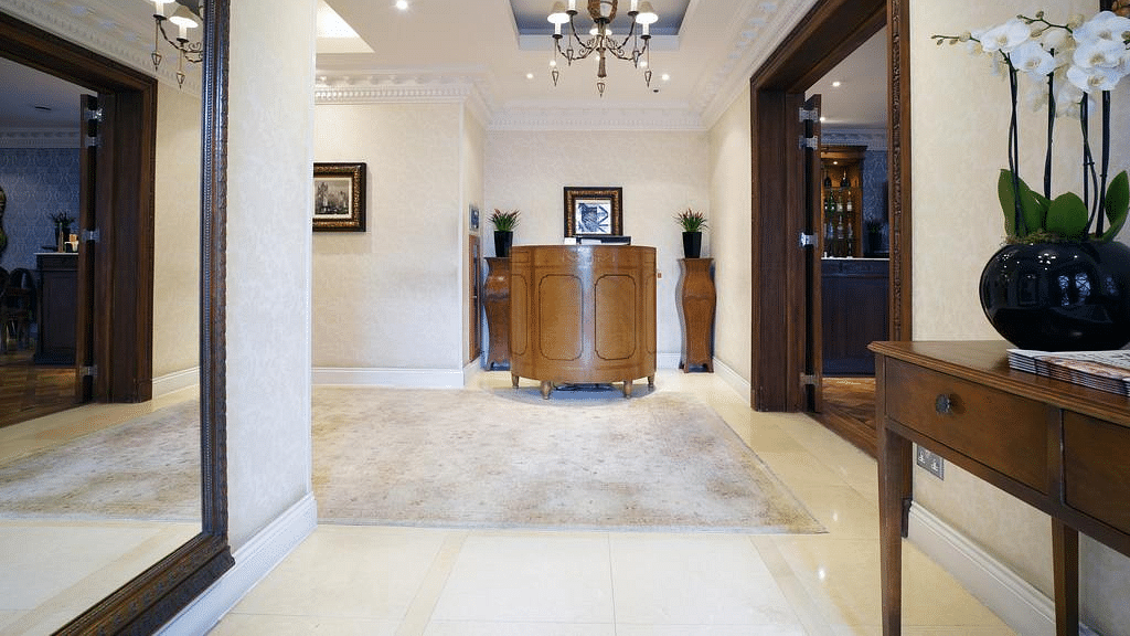 London Ashburn Hotel with Bed and Breakfast offers