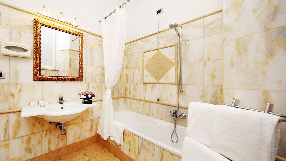 Roma Hotel Traiano centrar deals