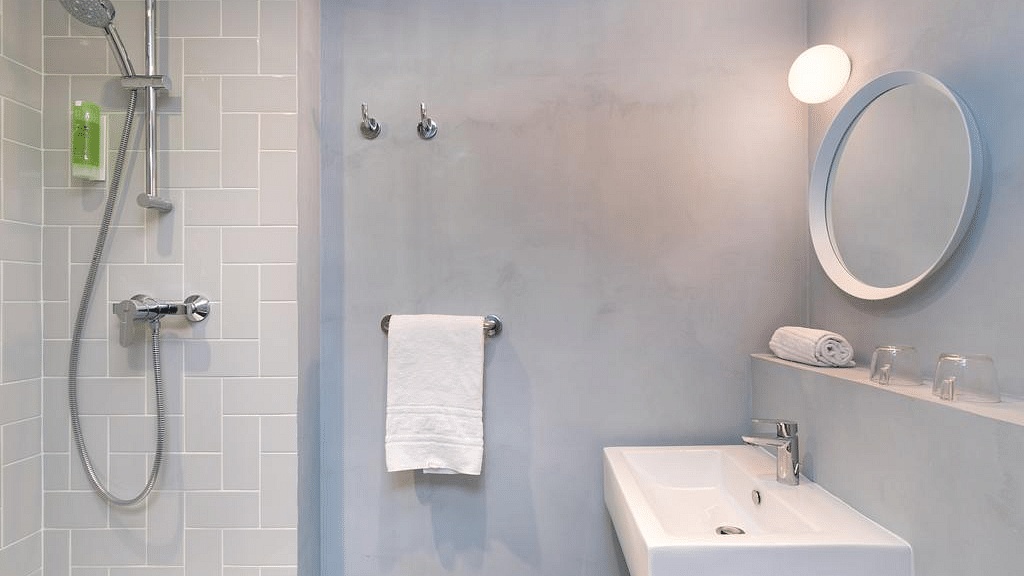 Paris Quality Hotel & Suites Bercy Bibliothèque by HappyCulture mit Übernachtung und Frühstück Deals