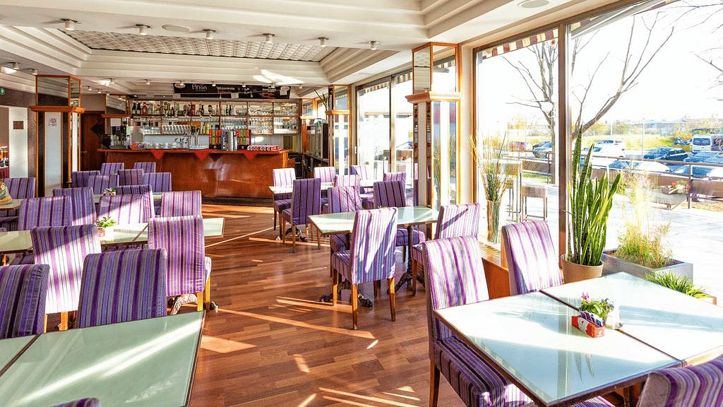 Viena Arion Airport Hotel alojamiento con cama y desayuno ofertas