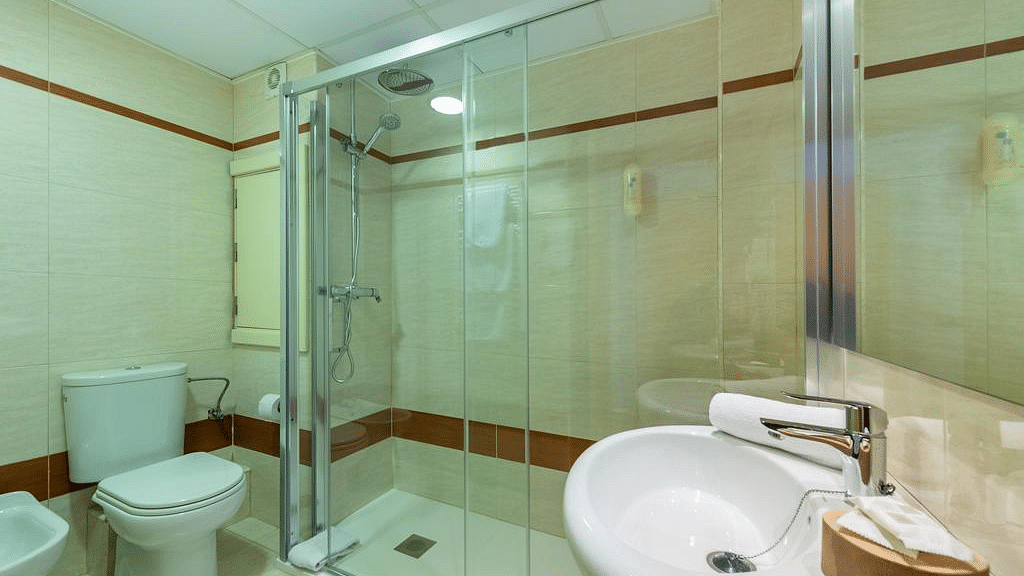 Ibiza Hotel Playasol San Remo alojamiento con cama y desayuno deals