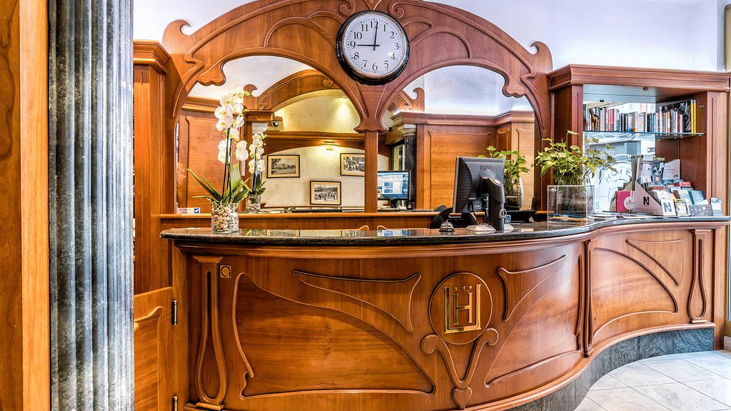 Nice Hôtel Univers with Bed and Breakfast offers