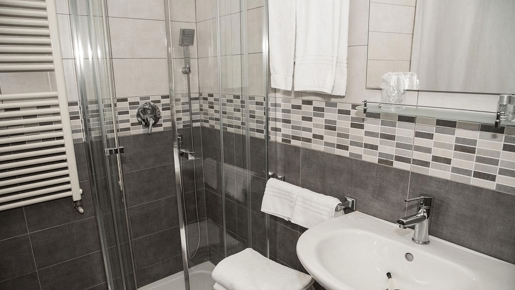 Milan Hotel Corallo on the beach deals