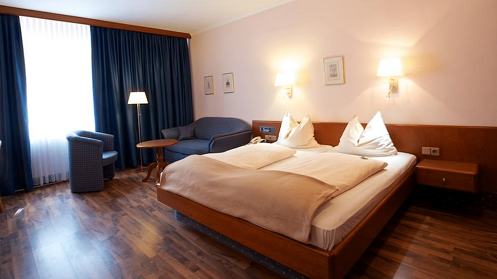 Munich Hotel Carmen with Half-Board offers