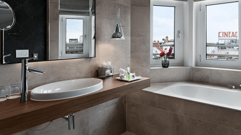 Amsterdam NH Collection Amsterdam Flower Market with Bed and Breakfast deals