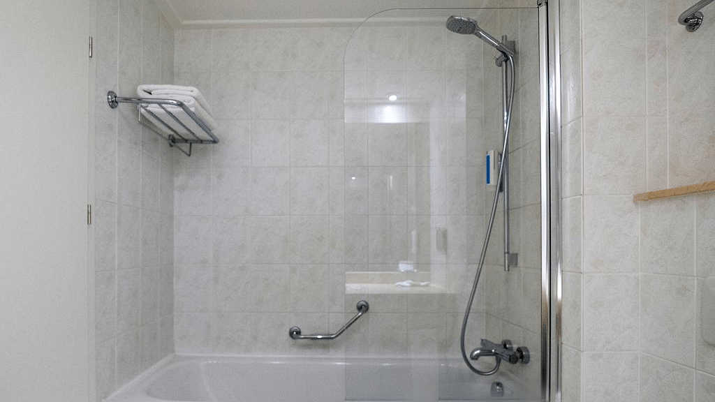 Bucharest Vienna House Easy Airport Bucharest on the beach deals