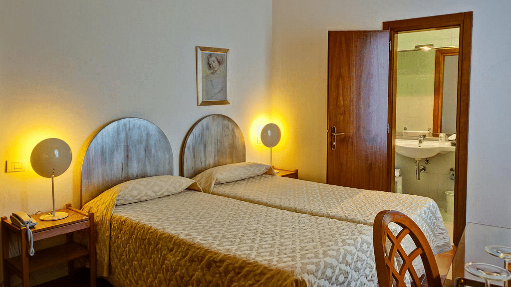 Florence Hotel Palazzo Ognissanti with Half-Board deals