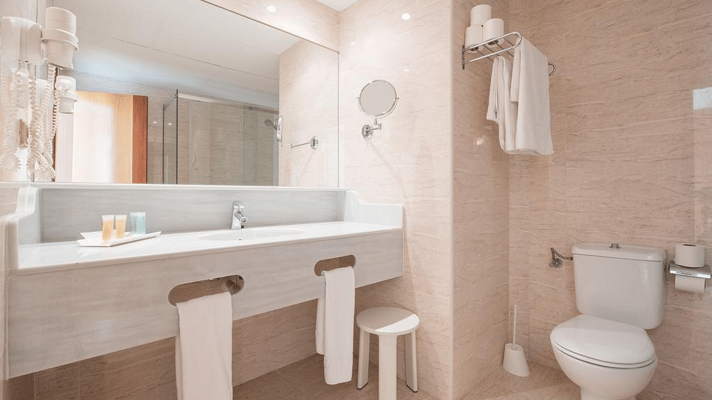 Ibiza Hotel Apartamentos Blau Parc con media pensión ofertas