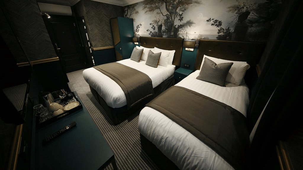 London The Portico Hotel - FKA Hanover Hotel Victoria with Bed and Breakfast deals