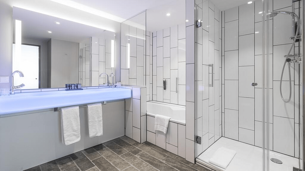 Hamburg Holiday Inn Hamburg - City Nord mit Halbpension Deals