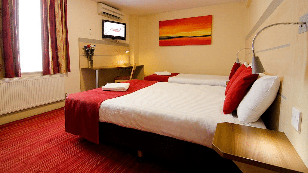 London Comfort Inn Edgware Road W2 with Bed and Breakfast deals