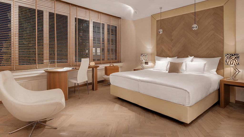 Munich Anna Hotel with Half-Board offers