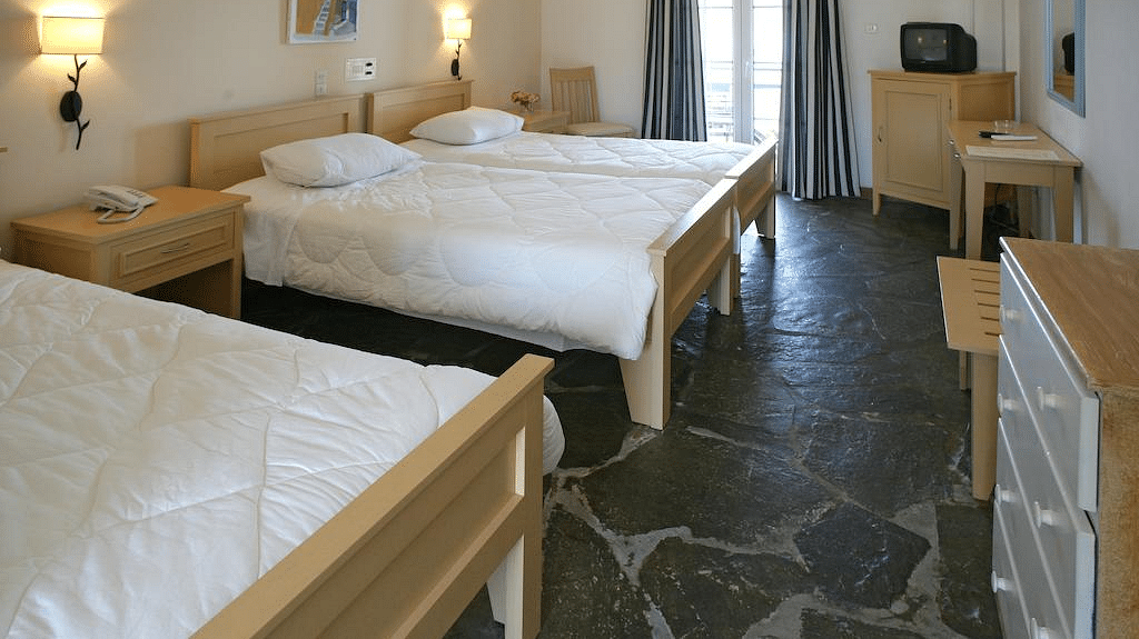 Άνδρος Andros Holiday Hotel παραλιακό ευκαιρίες