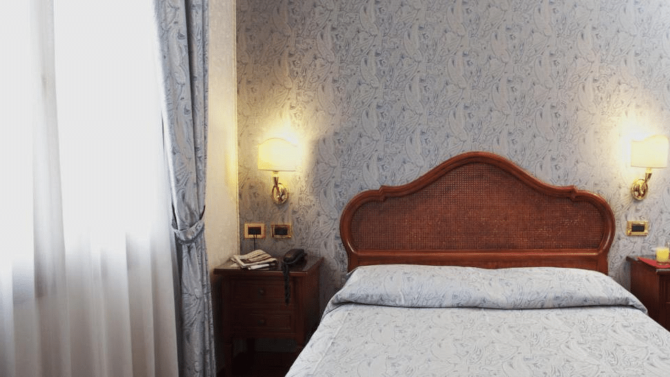 Venice Hotel Ca' D'Oro with Half-Board offers
