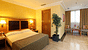 Barcelona Hotel Nouvel centre offers
