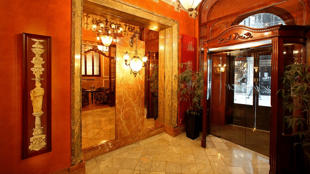 Barcelona Hotel Nouvel with Bed and Breakfast offers