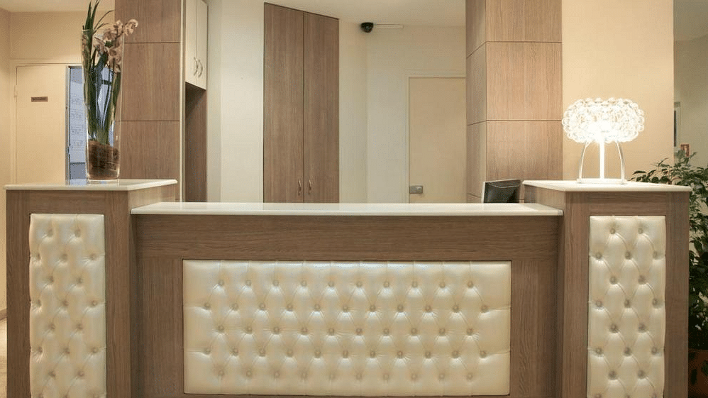 Parigi Hotel Lebron con colazione offerte