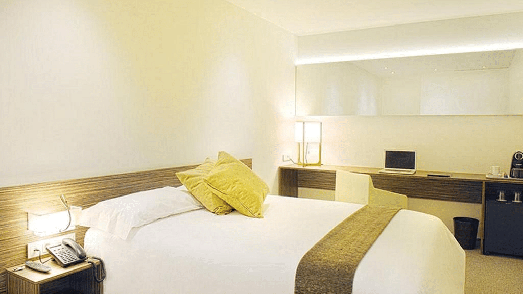 Madrid Air Rooms Madrid Airport By Premium Traveller with Half-Board offers