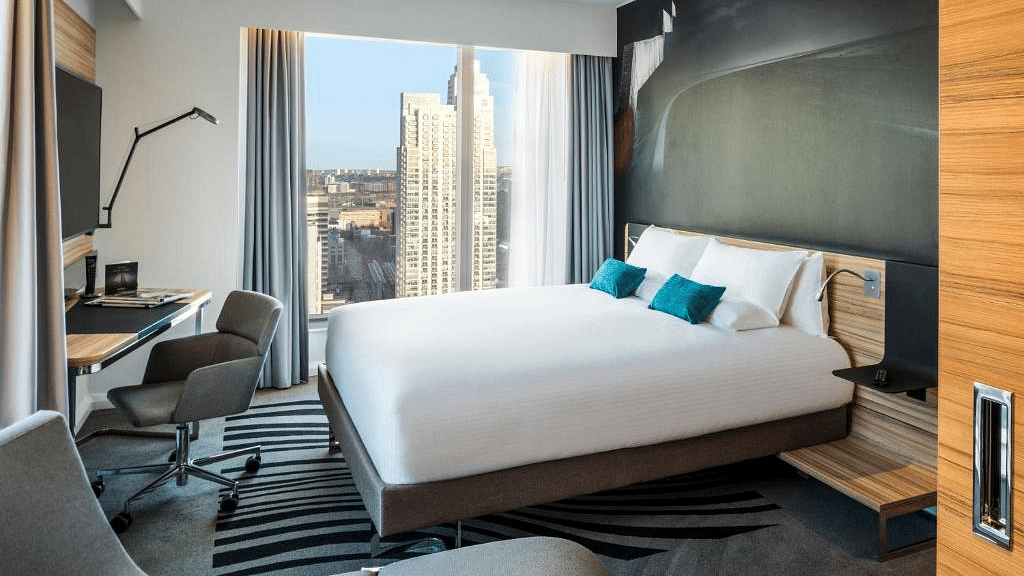 London Novotel London Canary Wharf with Half-Board deals