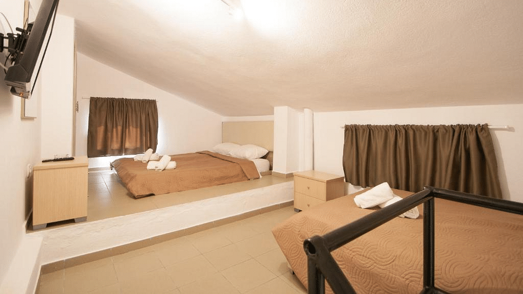 Skiathos Avocado Skiathos with Bed and Breakfast deals