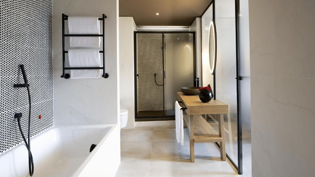 Milan Starhotels Business Palace centre offers