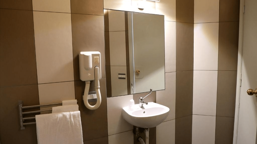 Naples Up Hotel centre promotions