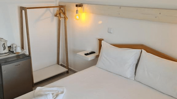 Alonnisos Mar Adentro with Bed and Breakfast deals