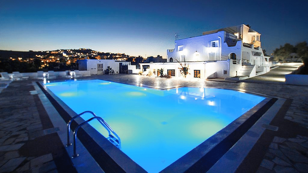 Santorini The Fisherman's House with Bed and Breakfast offers