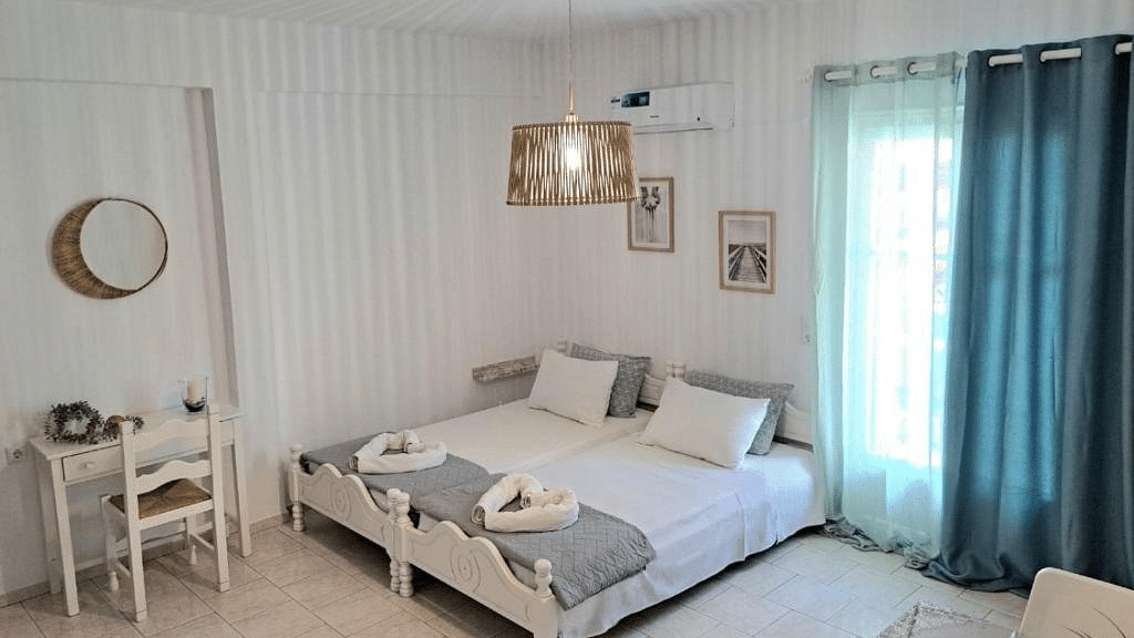 Alonnisos Orion Studios with Bed and Breakfast deals