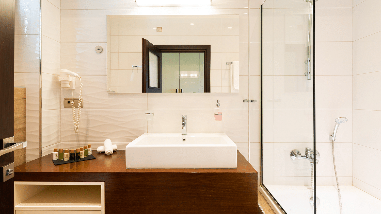 Σύβοτα Sivota Diamond Spa Resort παραλιακό ευκαιρίες